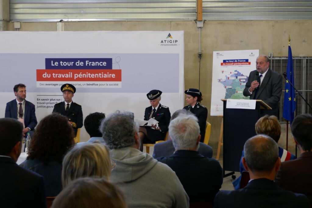 Éric Dupond-Moretti, garde des Sceaux, au centre pénitentiaire de Poitiers-Vivonne (86) - mai 2023