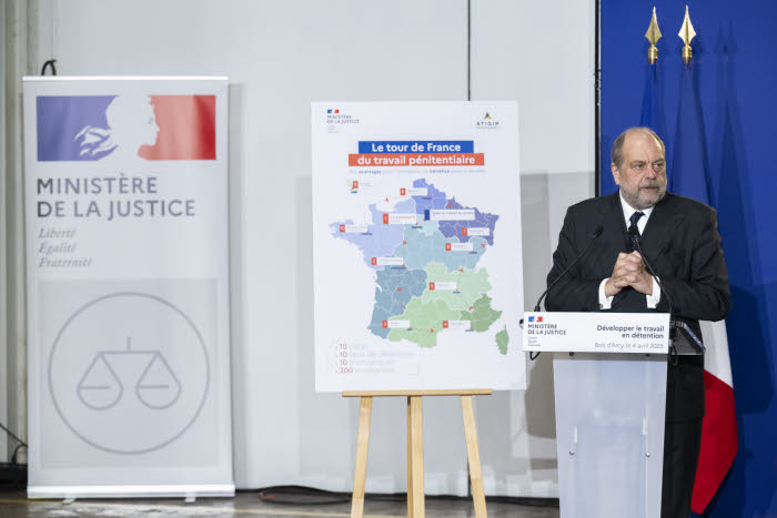 Éric Dupond-Moretti, garde des Sceaux au centre pénitentiaire de Bois d'Arcy (novembre 2023)