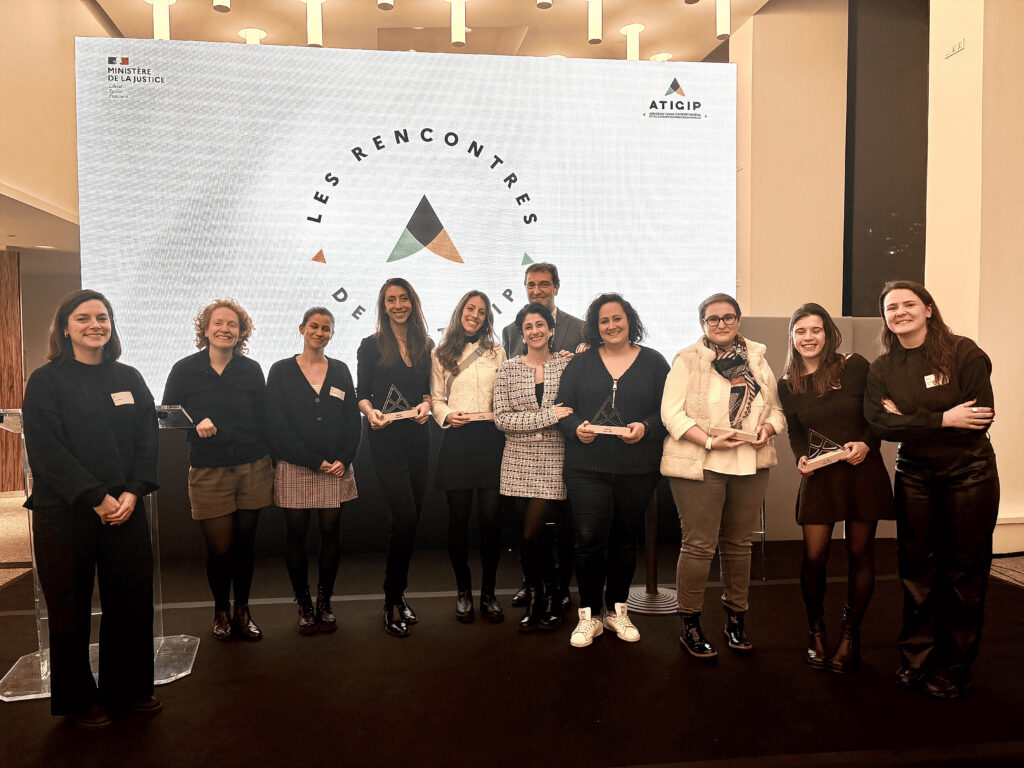 Photo de groupe prise lors des rencontres de l'Atigip avec les lauréats des prix Emergence et 2D