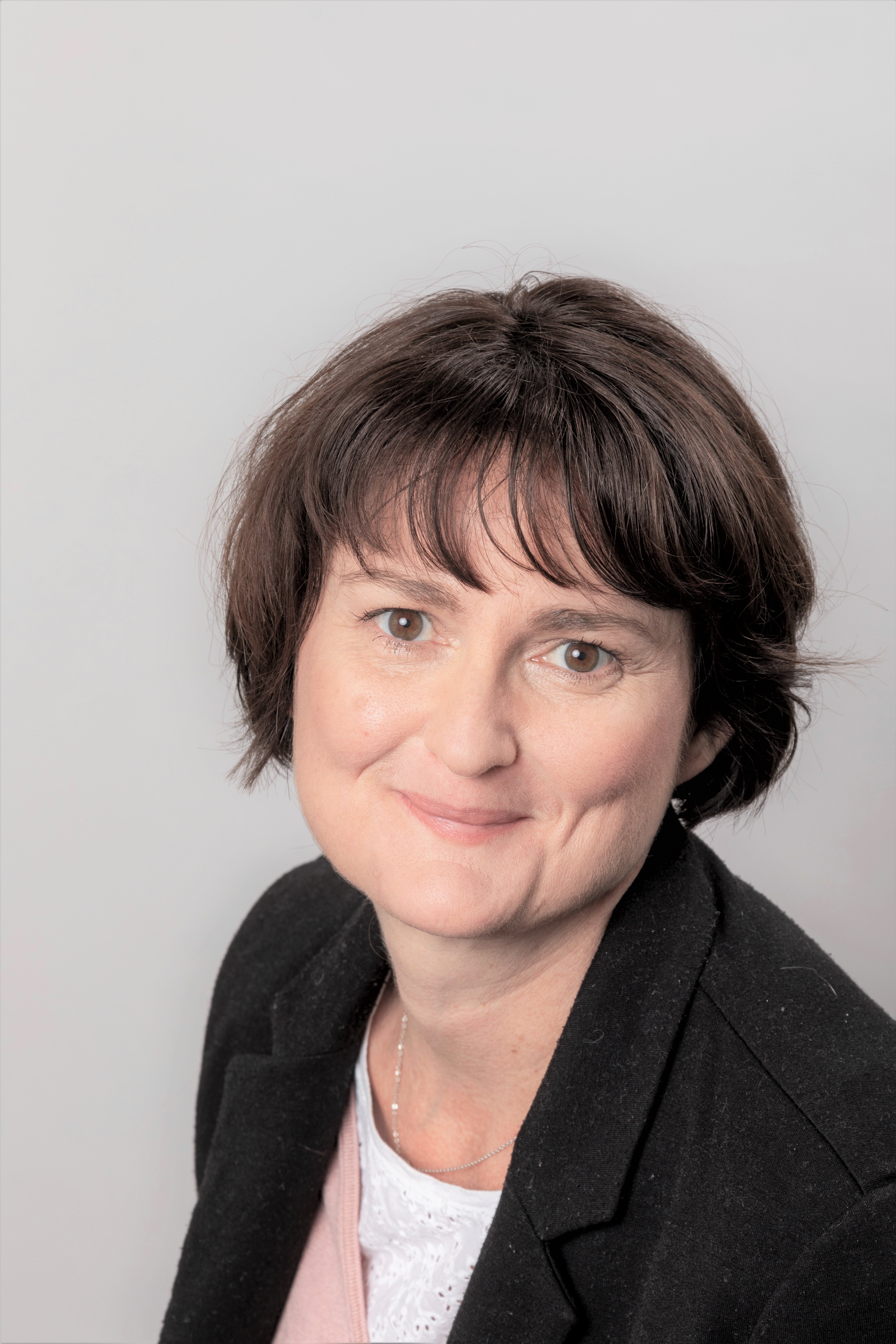 Portrait de Barbara Mauvilain, directrice des Relations Institutionnelles de la Fédération française des Banques Alimentaires
