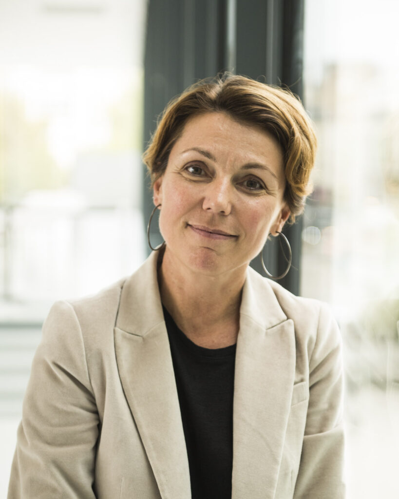 3 questions à Nathalie Latour, directrice générale de la Fédération des acteurs de la solidarité